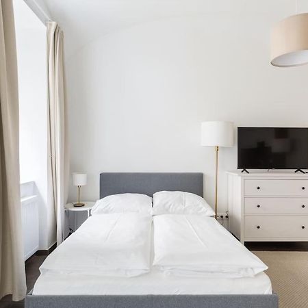 Apartamento Free Parking I 500 Mbit Wifi I Kingsize Bed Viena Exterior foto