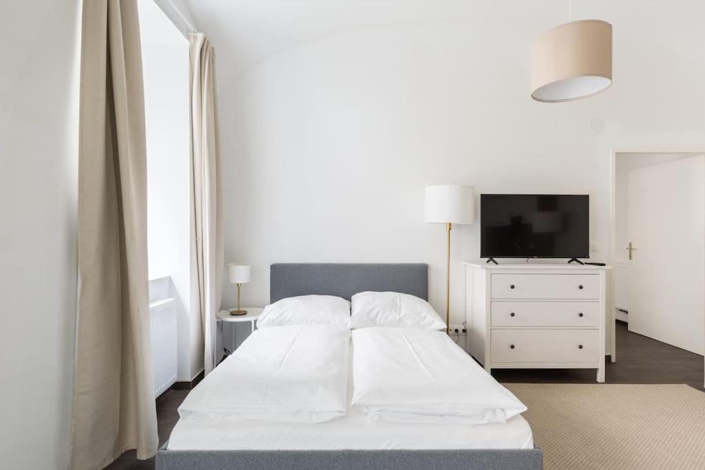 Apartamento Free Parking I 500 Mbit Wifi I Kingsize Bed Viena Exterior foto